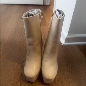 Chic Beige Women's Heeled Boots